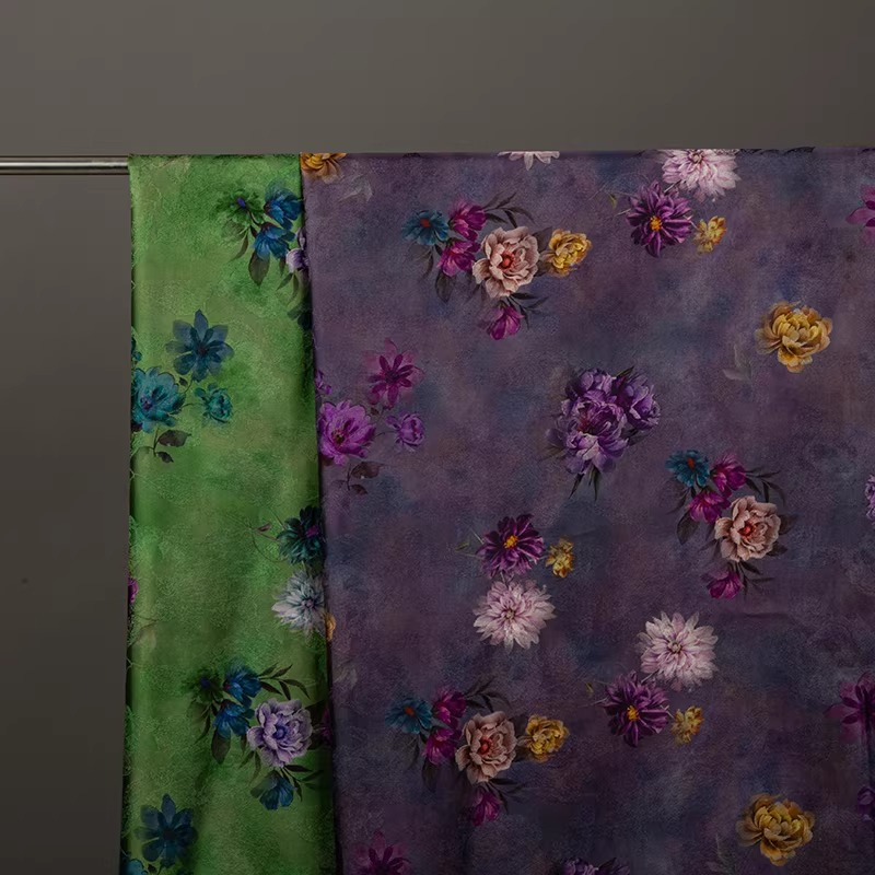 1meter 100% Rayon Purple Night - Summer Clothing Material recension och pris